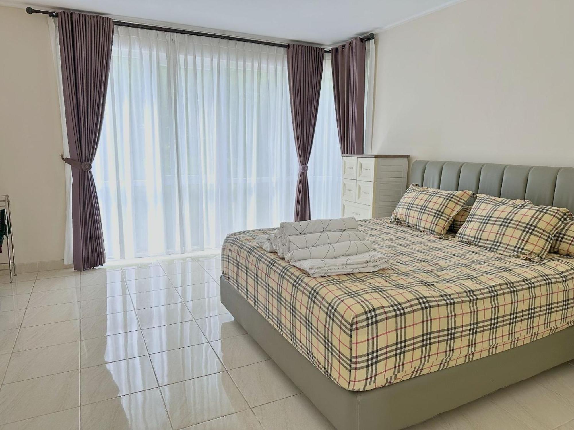 Blessimore Springhill 4Br Palembang Buitenkant foto