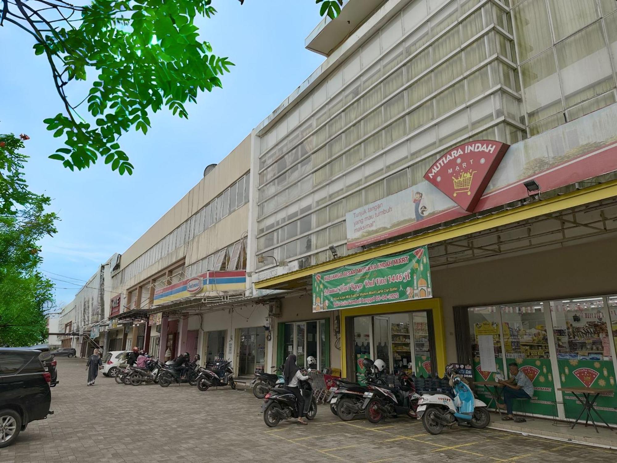 Blessimore Springhill 4Br Palembang Buitenkant foto